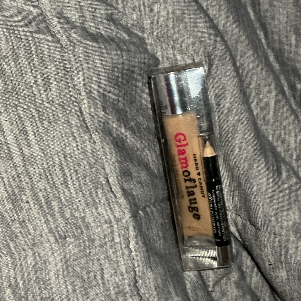 Hard Candy Glamoflauge Concealer Pencil - Tan
